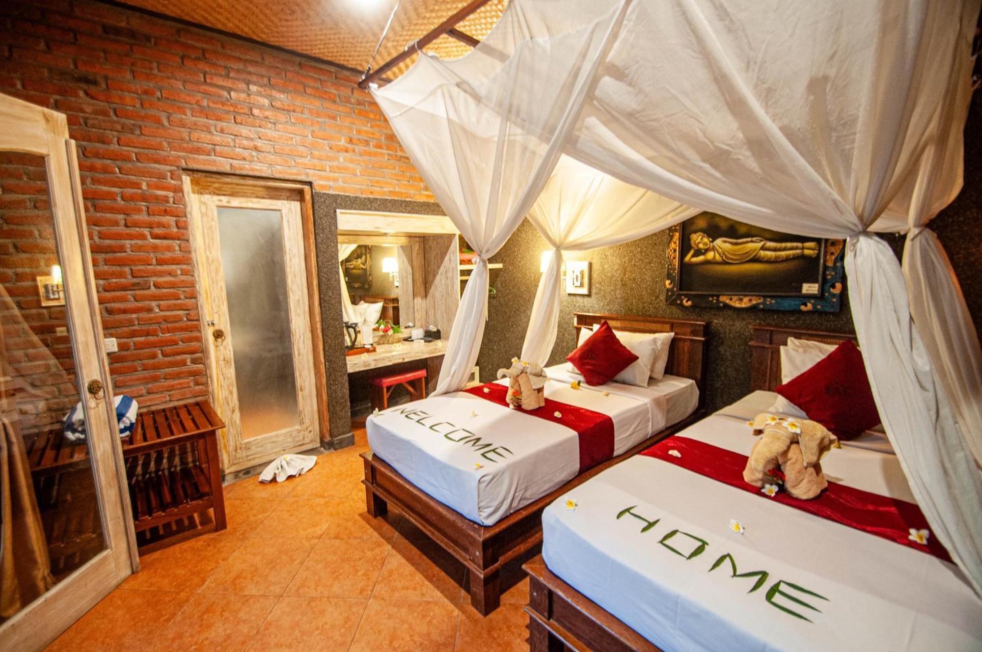 Kubuku Eco Dive Lodge And Yoga Pemuteran  Exterior photo