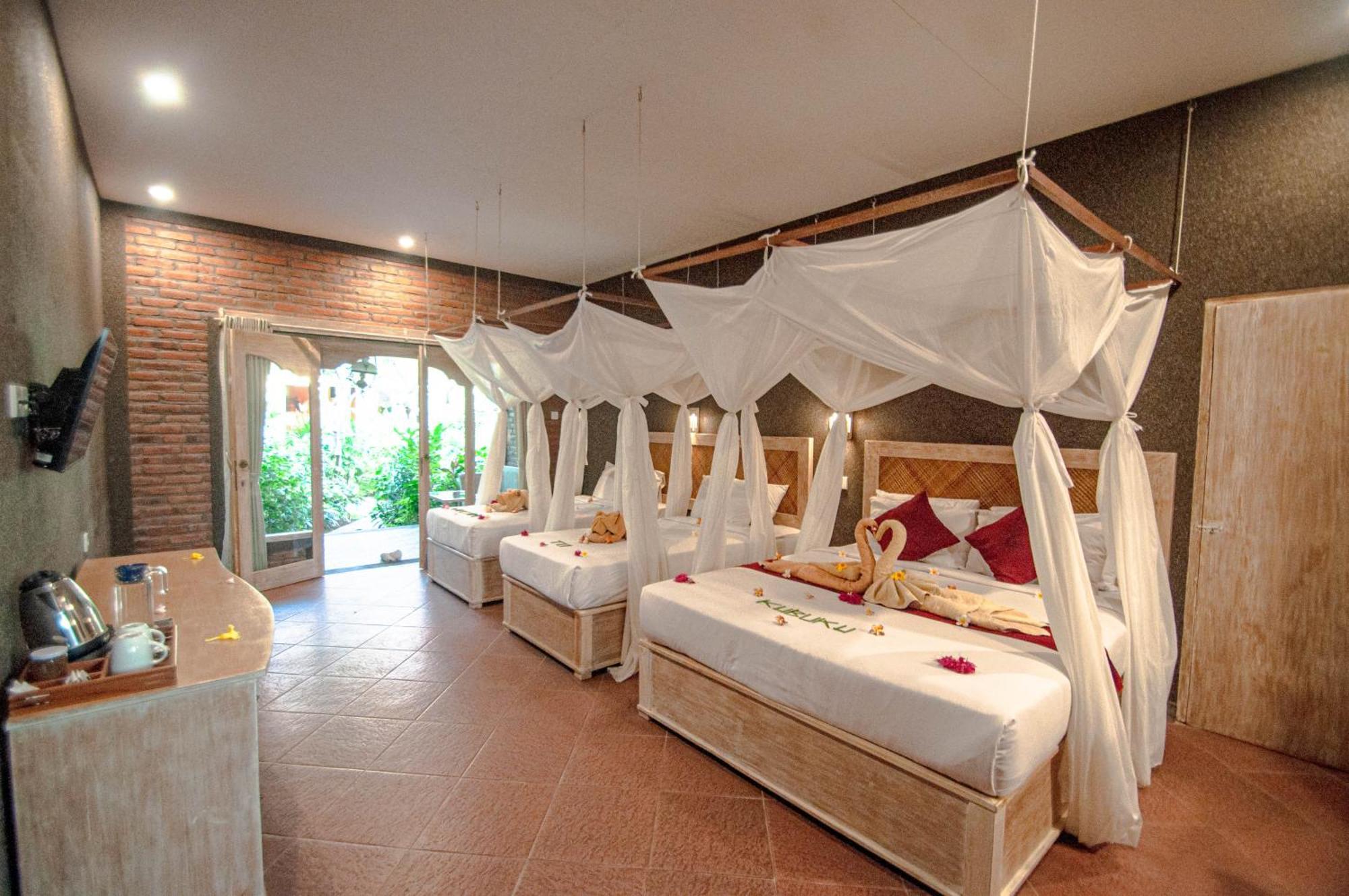 Kubuku Eco Dive Lodge And Yoga Pemuteran  Exterior photo