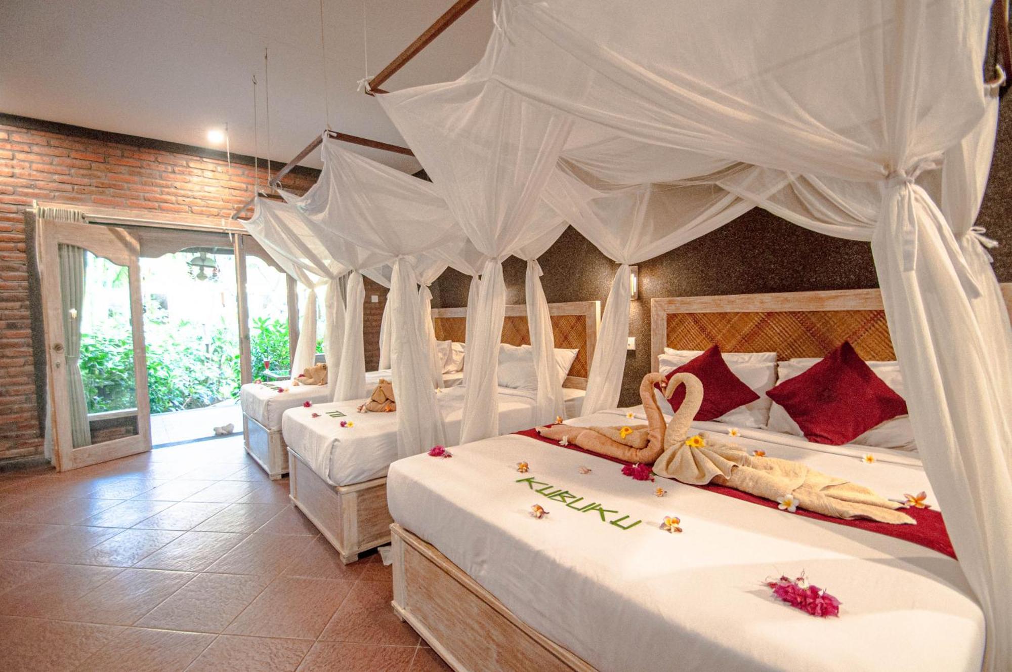 Kubuku Eco Dive Lodge And Yoga Pemuteran  Exterior photo