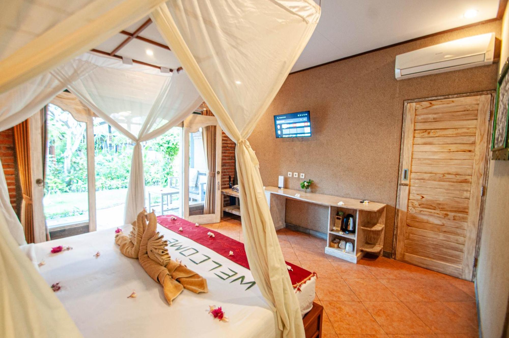 Kubuku Eco Dive Lodge And Yoga Pemuteran  Exterior photo