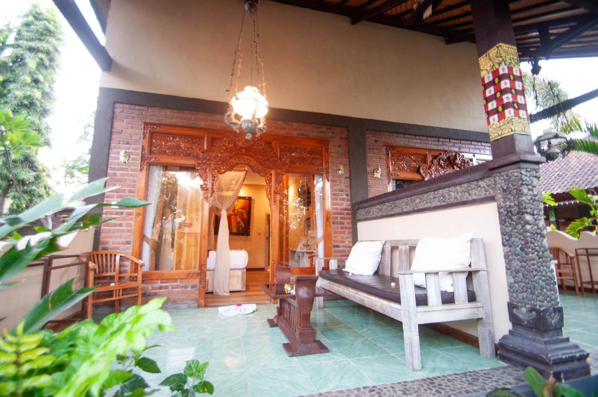 Kubuku Eco Dive Lodge And Yoga Pemuteran  Exterior photo