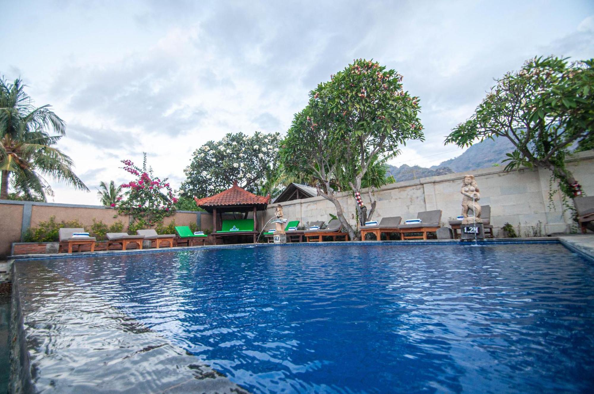 Kubuku Eco Dive Lodge And Yoga Pemuteran  Exterior photo