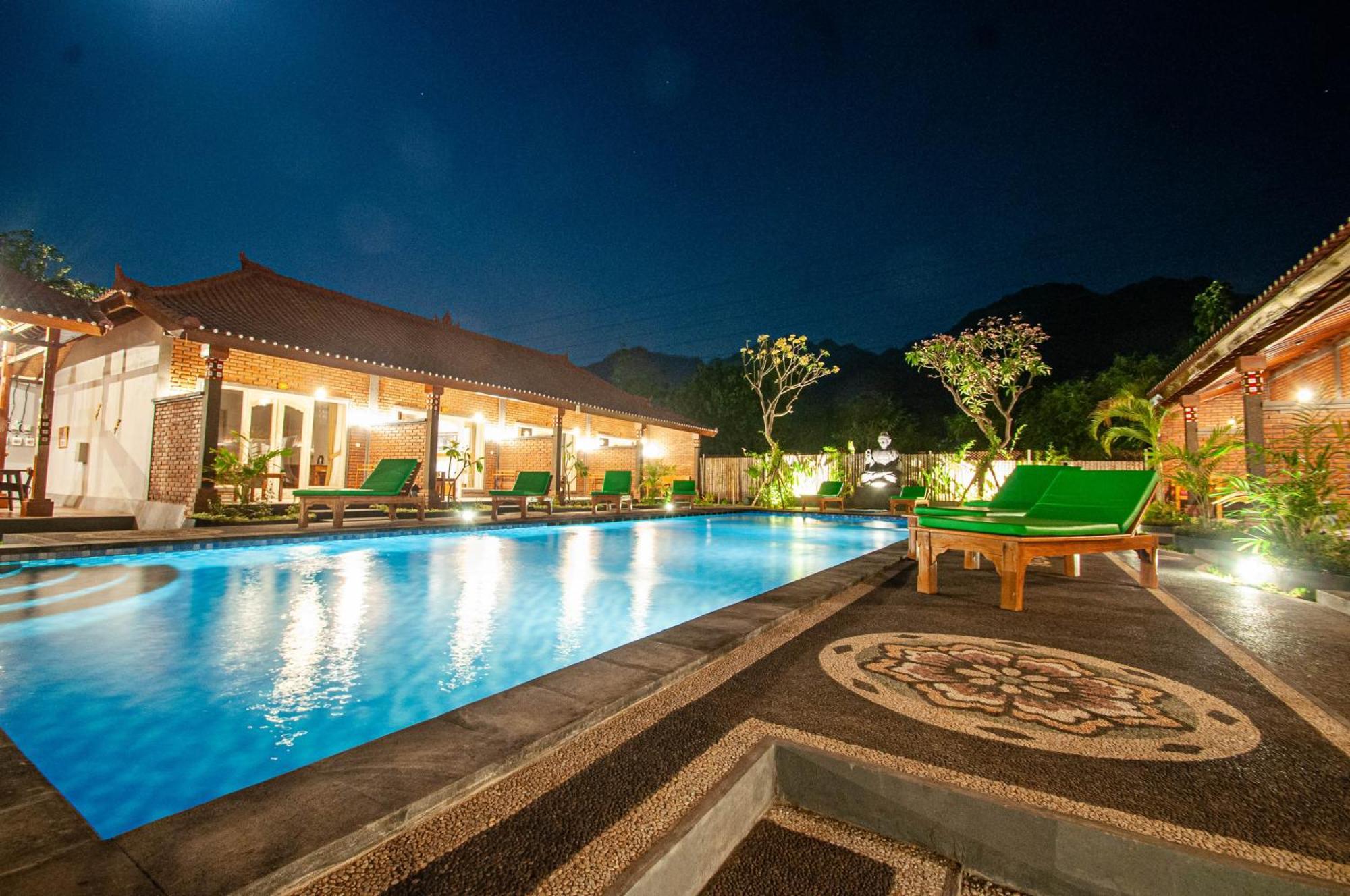 Kubuku Eco Dive Lodge And Yoga Pemuteran  Exterior photo
